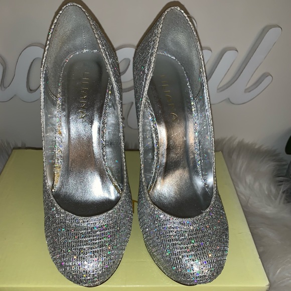 Shoes - Picture 5 of 5